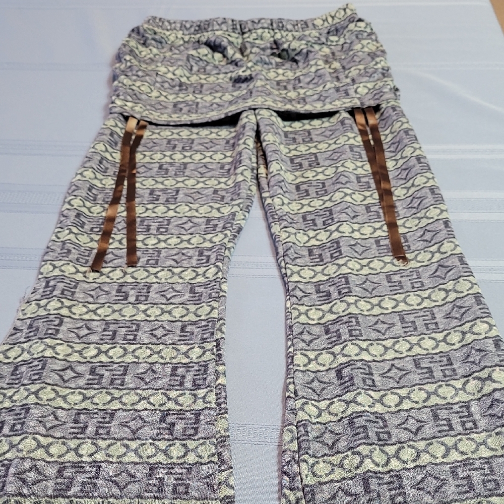 Stylish Patterned Boot Cut Pants - Picture 2 of 12